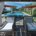 Luxury Pool Oliveto 12 - Belcantovillas * Marlia