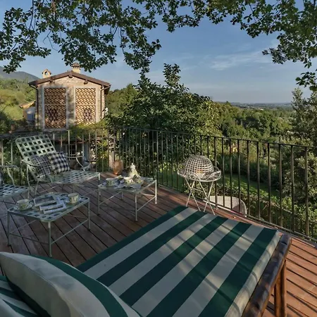 Luxury Pool Oliveto 12 - Belcantovillas Villa Marlia