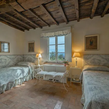 Villa Luxury Pool Oliveto 12 - Belcantovillas